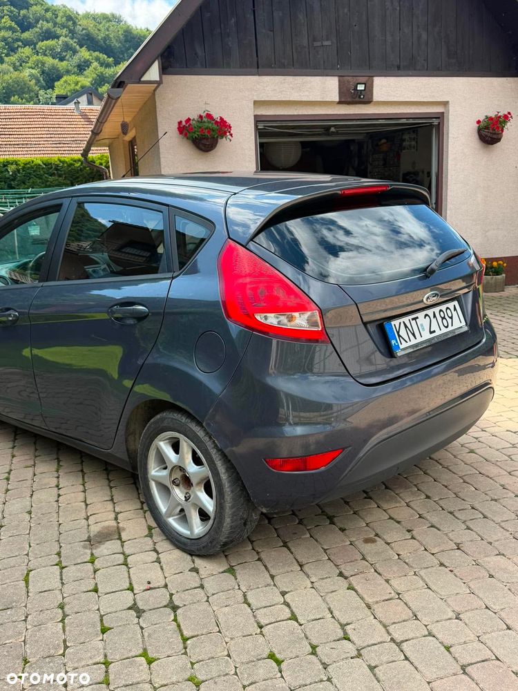 Ford Fiesta - 5