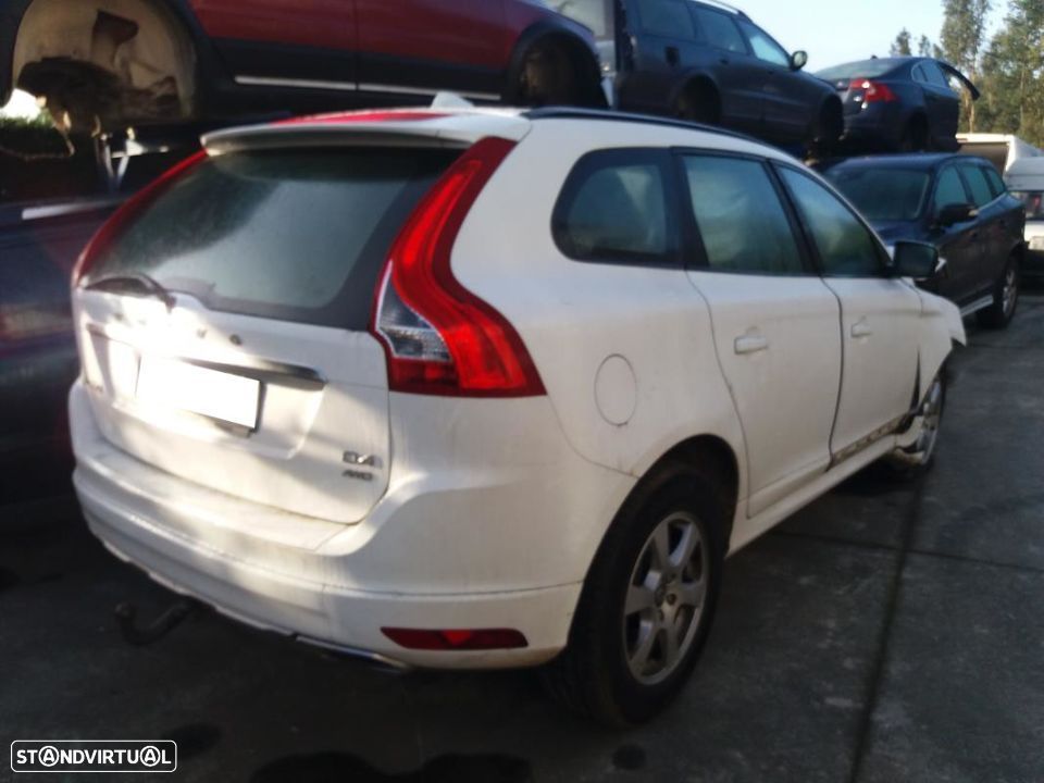 Volvo XC60 2.4 D4 AWD 4X4  (181CV) de 2014 _ Peças Usadas (6611) - 3