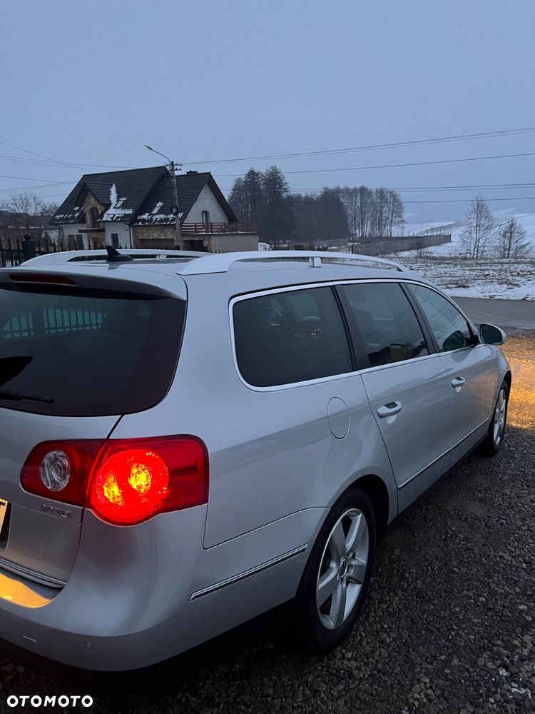 Volkswagen Passat 2.0 TDI DPF Highline - 6