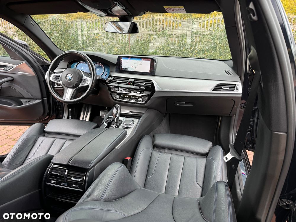 BMW Seria 5 520d M Sport Edition - 32