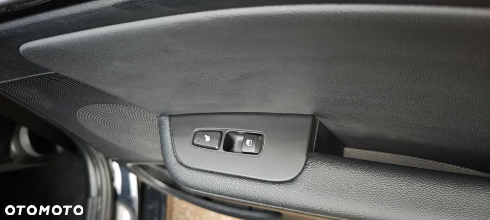 Kia Ceed 1.6 GDI DCT OPF Platinum Edition - 22