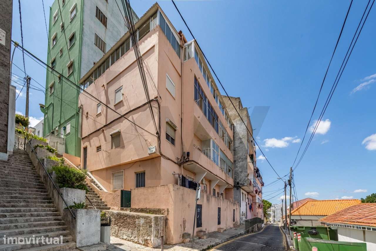 Prédio para Investimento | 10 Frações | Elevado Potencial de Valorizaç - Grande imagem: 2/45