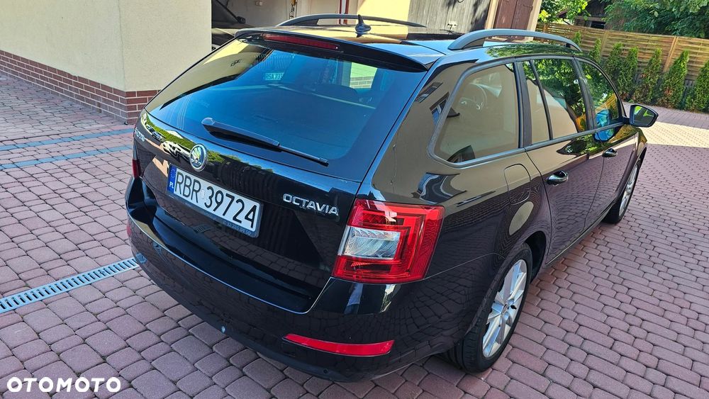 Skoda Octavia 2.0 TDI Elegance - 22