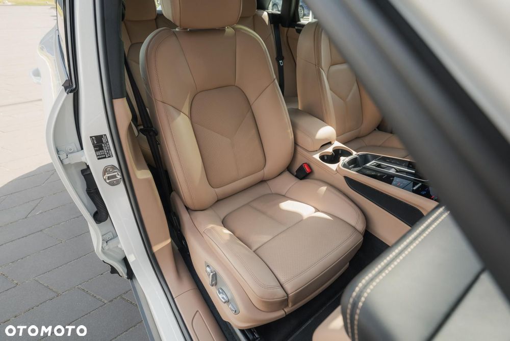 Porsche Macan Standard - 15