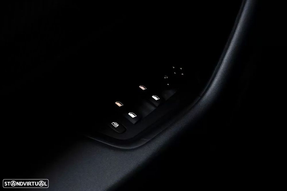 Peugeot 508 SW 1.6 Hybrid Allure e-EAT8 - 22