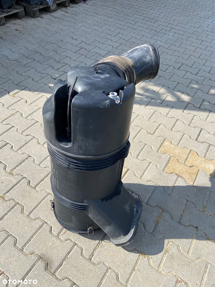 Obudowa filtra powietrza MAN TGX TGS euro 6 - 1