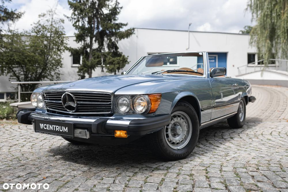 Mercedes-Benz SL - 1