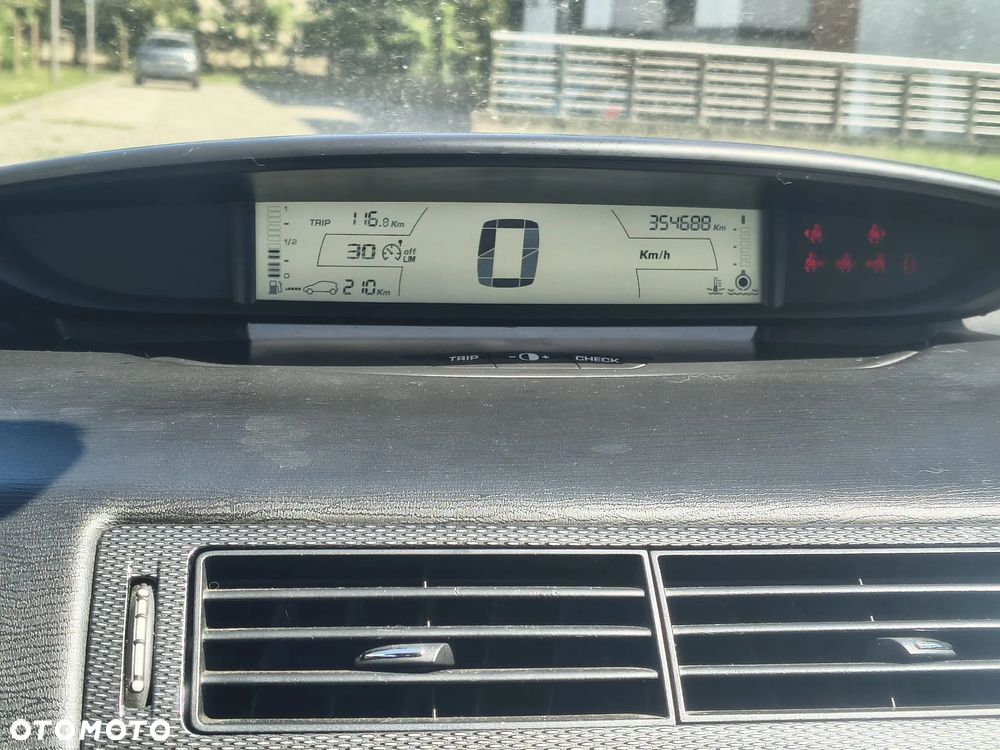 Citroën C4 - 10