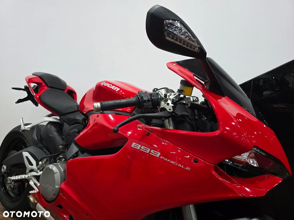 Ducati Panigale 899 - 2