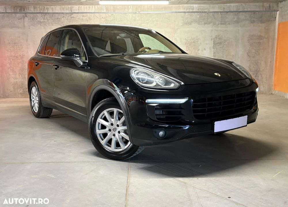 Porsche Cayenne 3.0 L - 3