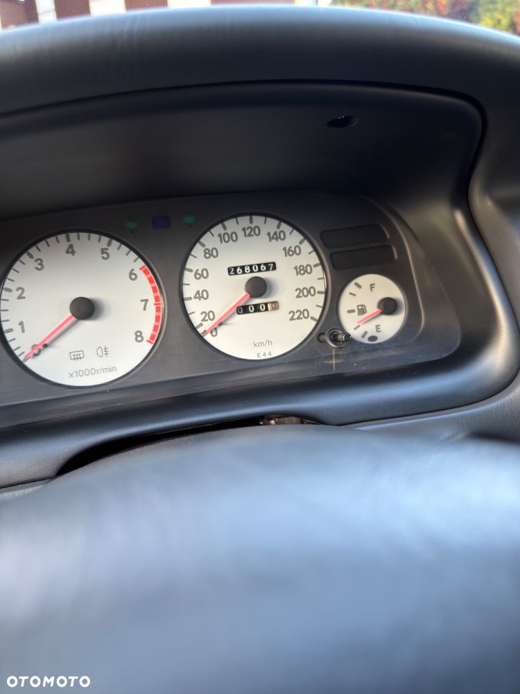 Toyota Corolla 1.4 XLi - 24