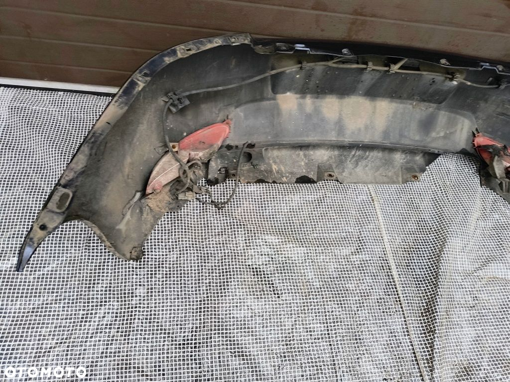 Zderzak tył Alfa Romeo GT kod 245 wysyłka lampy tył kompletny - 5