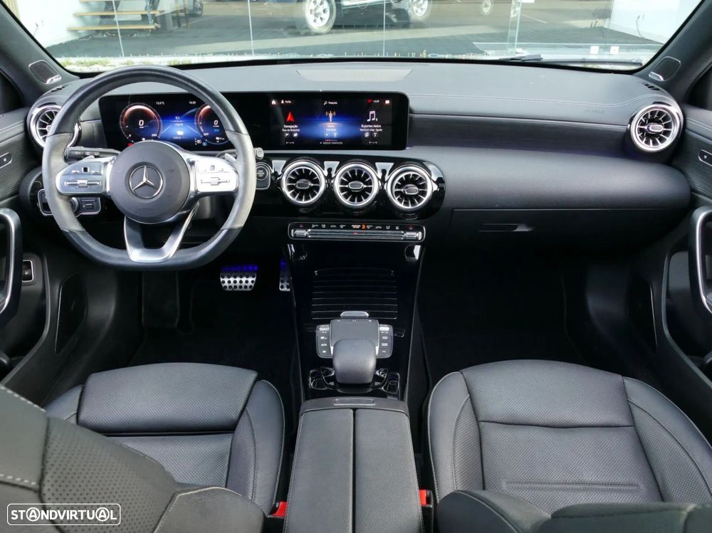 Mercedes-Benz A 250 e AMG Line - 40