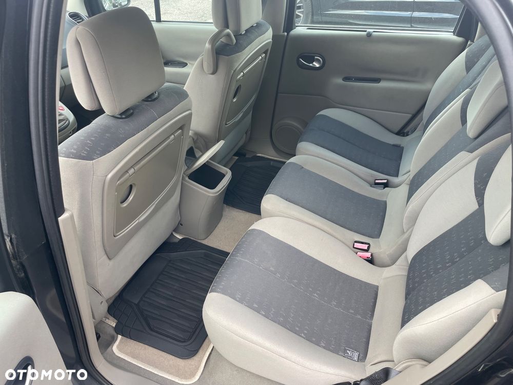 Renault Scenic - 9