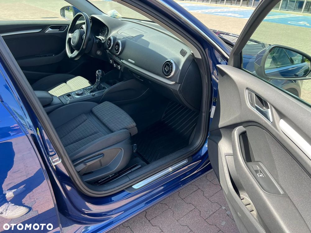Audi A3 Sportback 1.8 TFSI S tronic Attraction - 15