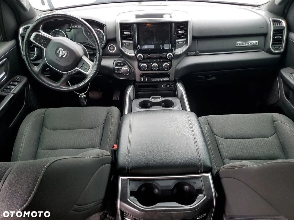 RAM 1500 5.7 Crew Cab Bighorn - 9