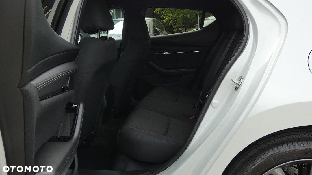 Mazda 3 - 9