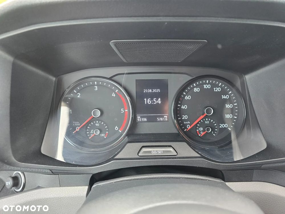 Volkswagen Crafter - 32