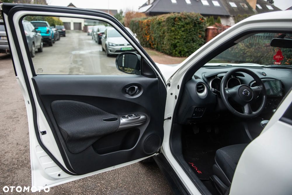 Nissan Juke 1.6 Acenta - 17