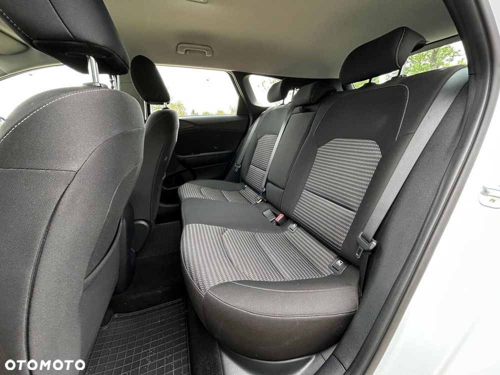 Kia Ceed 1.5 T-GDI M - 18