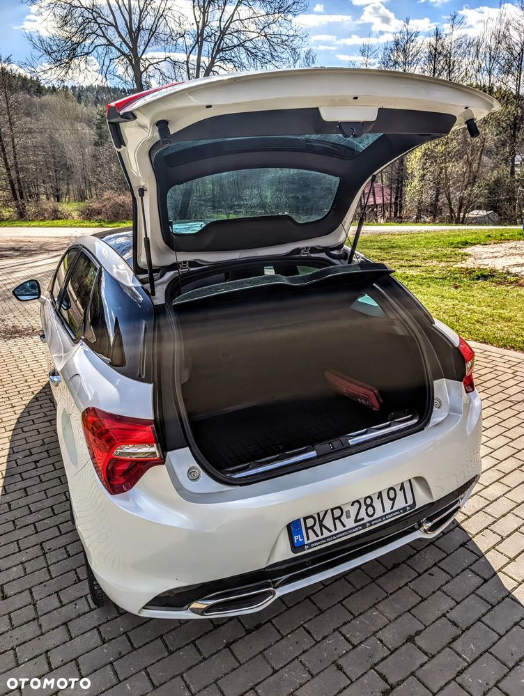 Citroën DS5 2.0 HDi Chic - 4