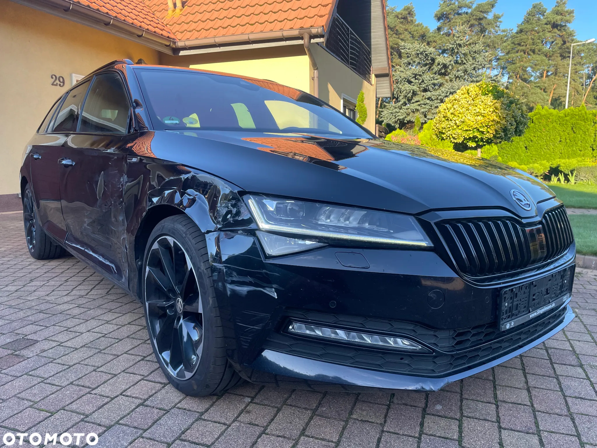 Skoda Superb 2.0 TDI DSG Sportline - 2