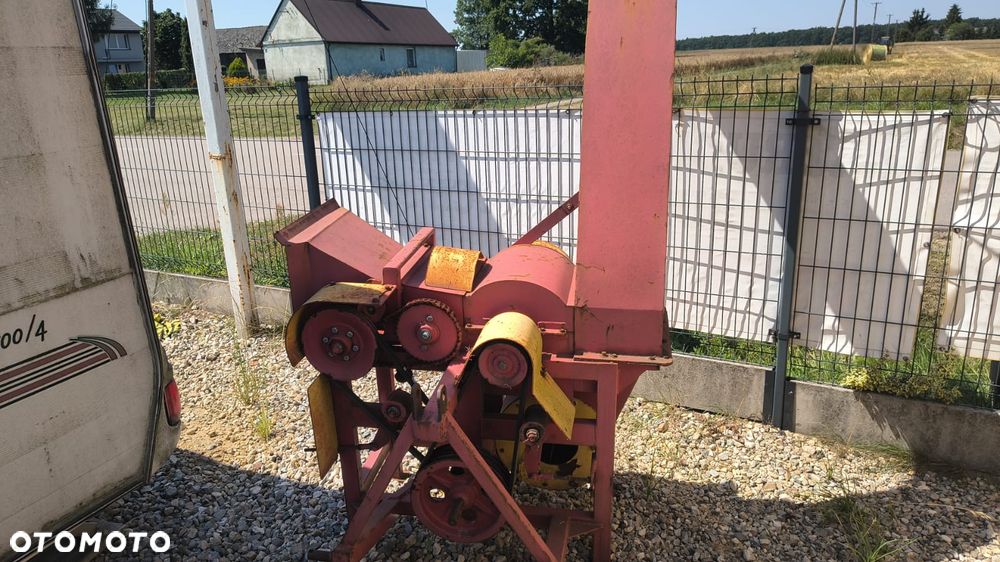 Inny Bizon, Zetor C 360 i maszyny rolnicze - 12
