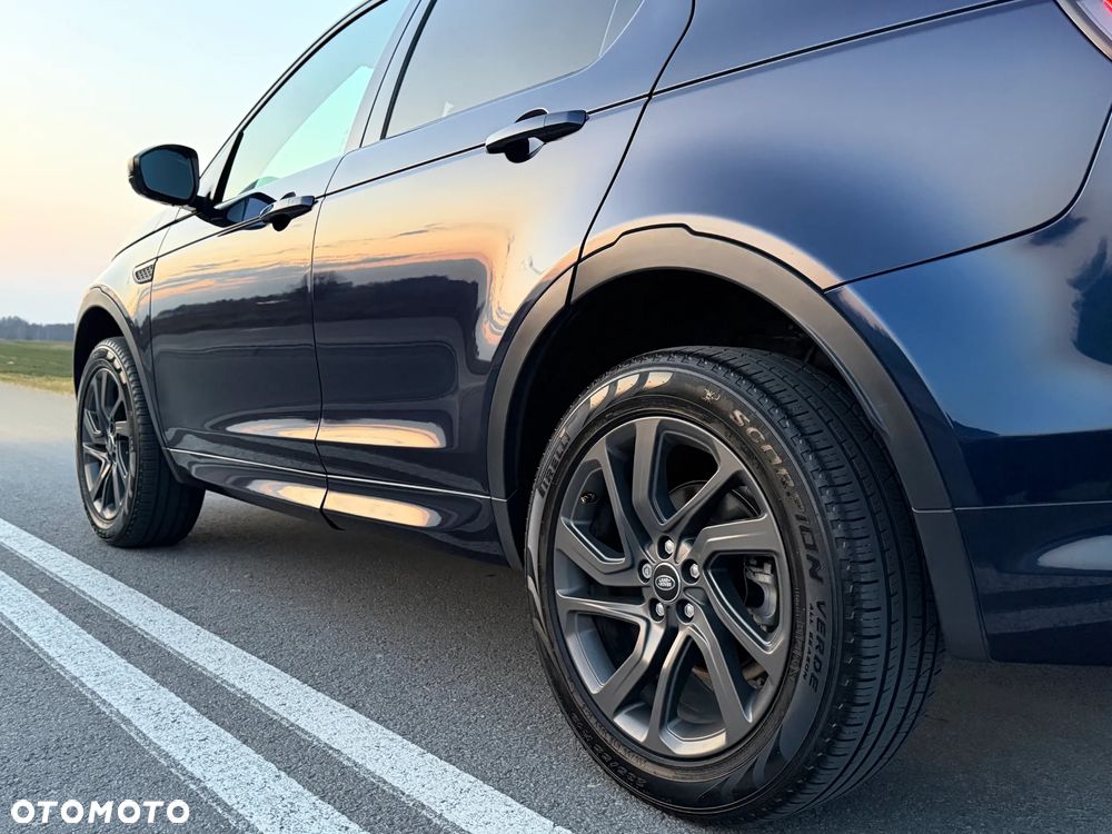 Land Rover Discovery Sport TD4 HSE Luxury - 19