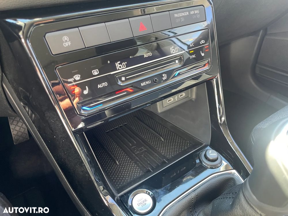 Volkswagen T-Cross 1.0 TSI Life - 23