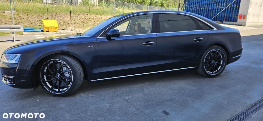 Audi A8 6.3 W12 FSI L Quattro - 2