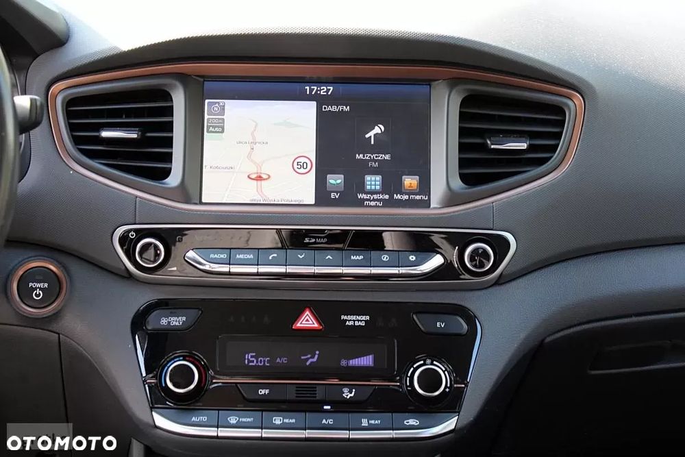 Hyundai IONIQ - 18
