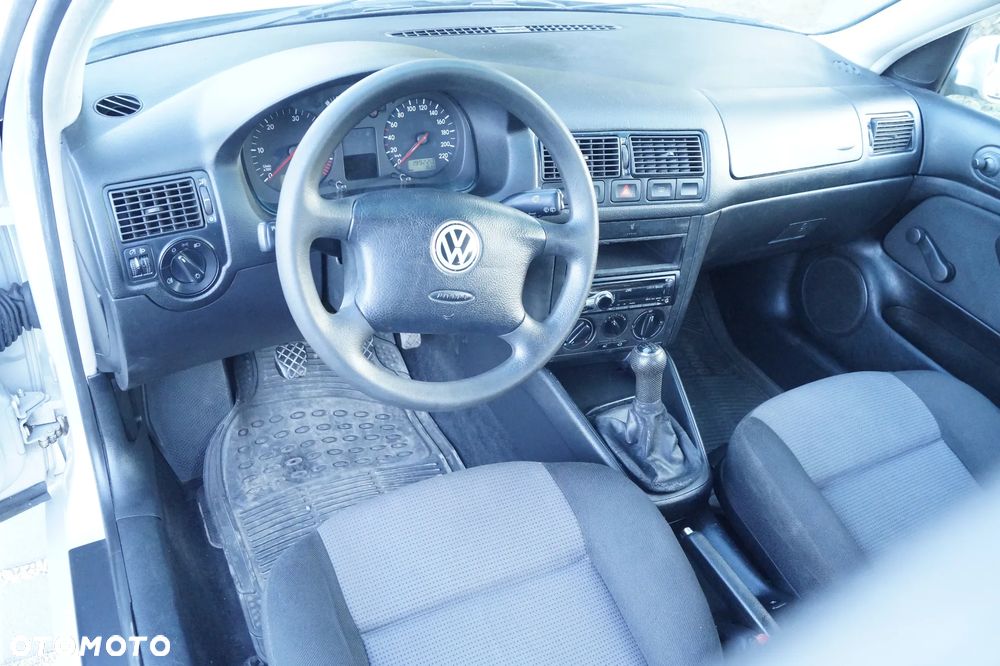 Volkswagen Golf 1.9 GL TDI - 11