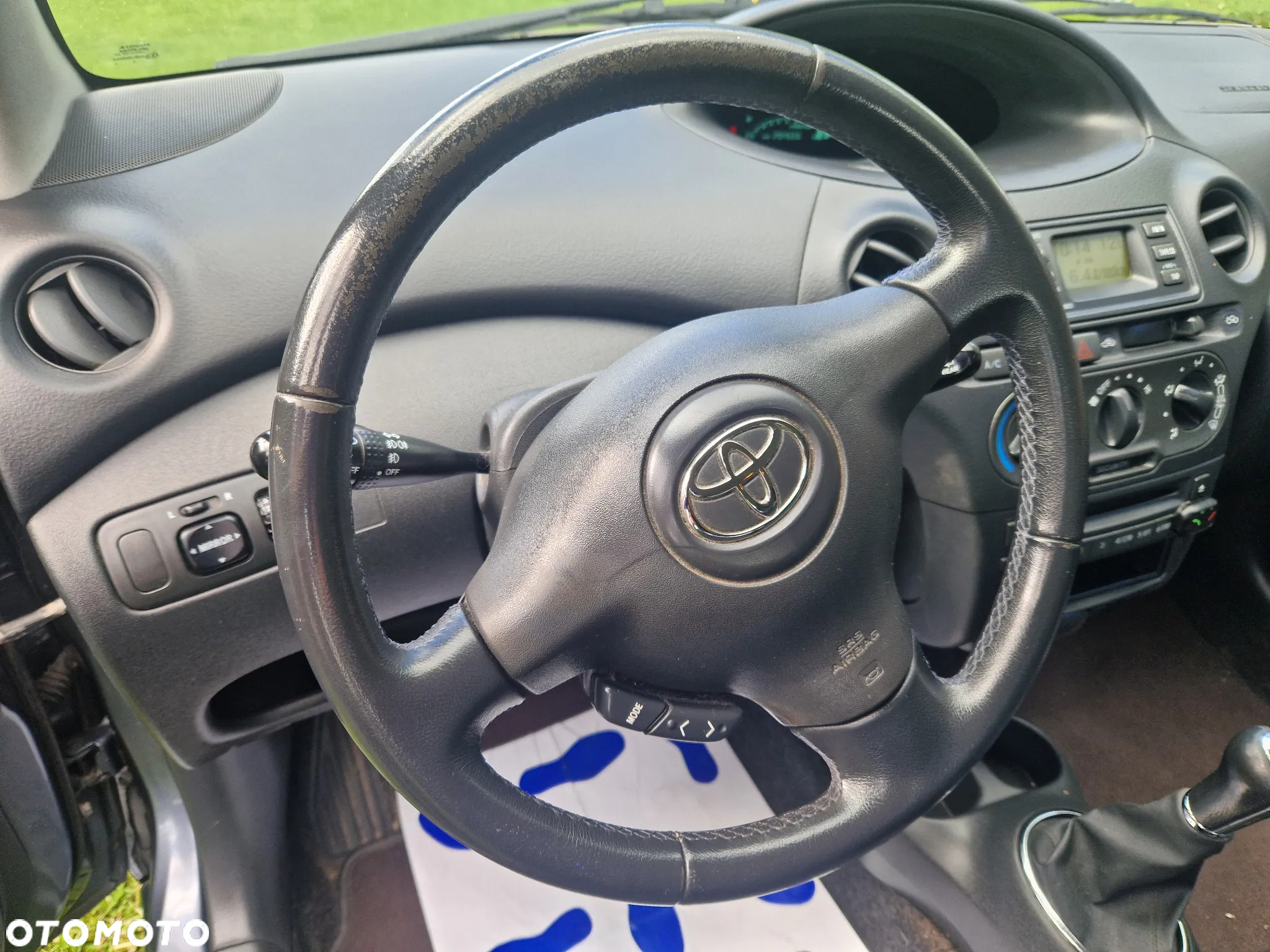 Toyota Yaris 1.3 VVT-i Luna - 11