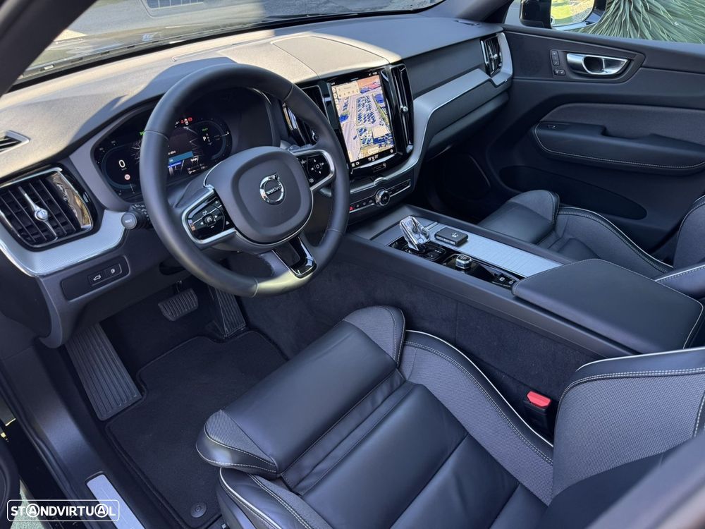 Volvo XC 60 2.0 T6 PHEV Black Edition AWD - 3