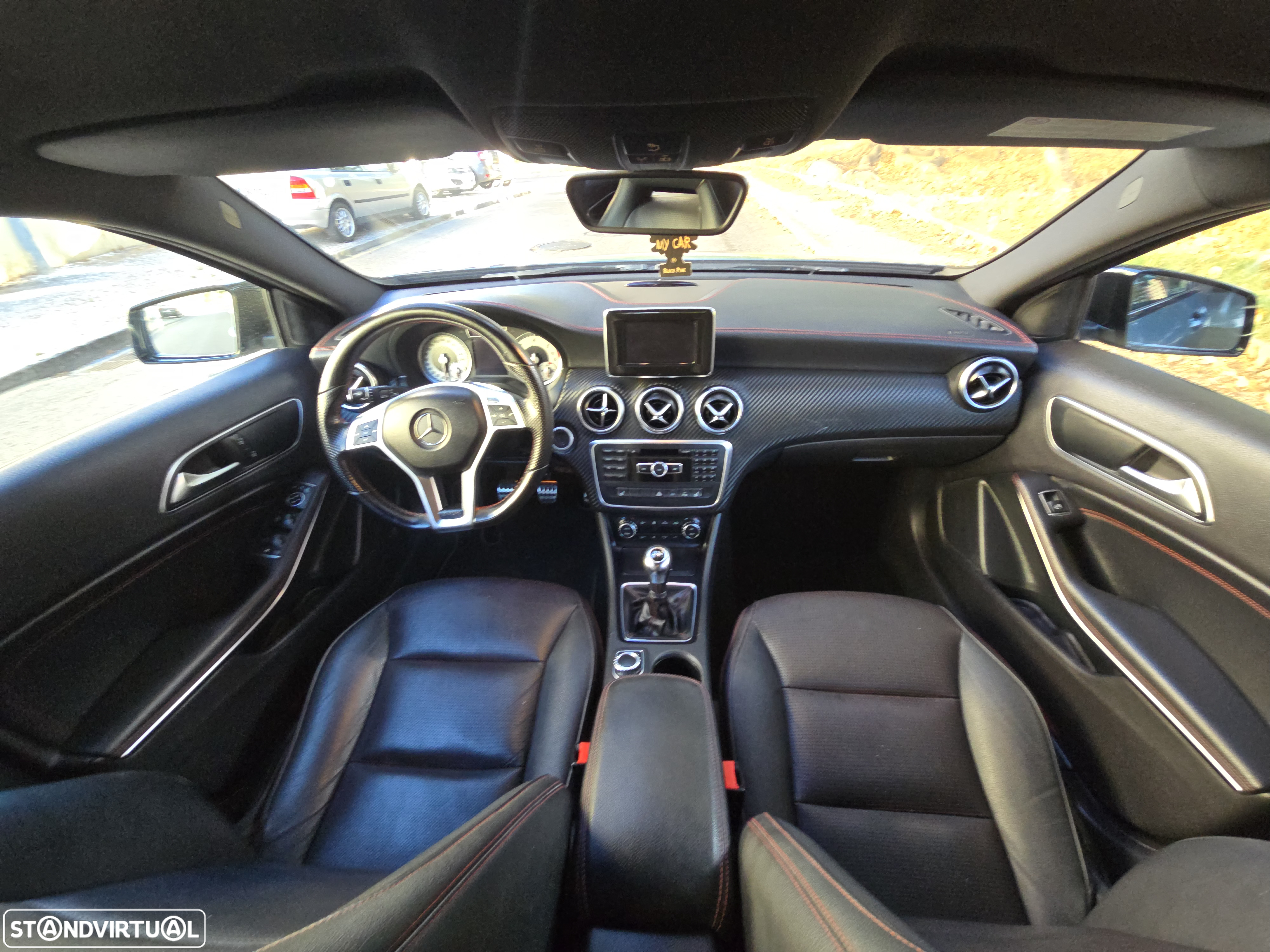 Mercedes-Benz A 200 CDI AMG Line - 11