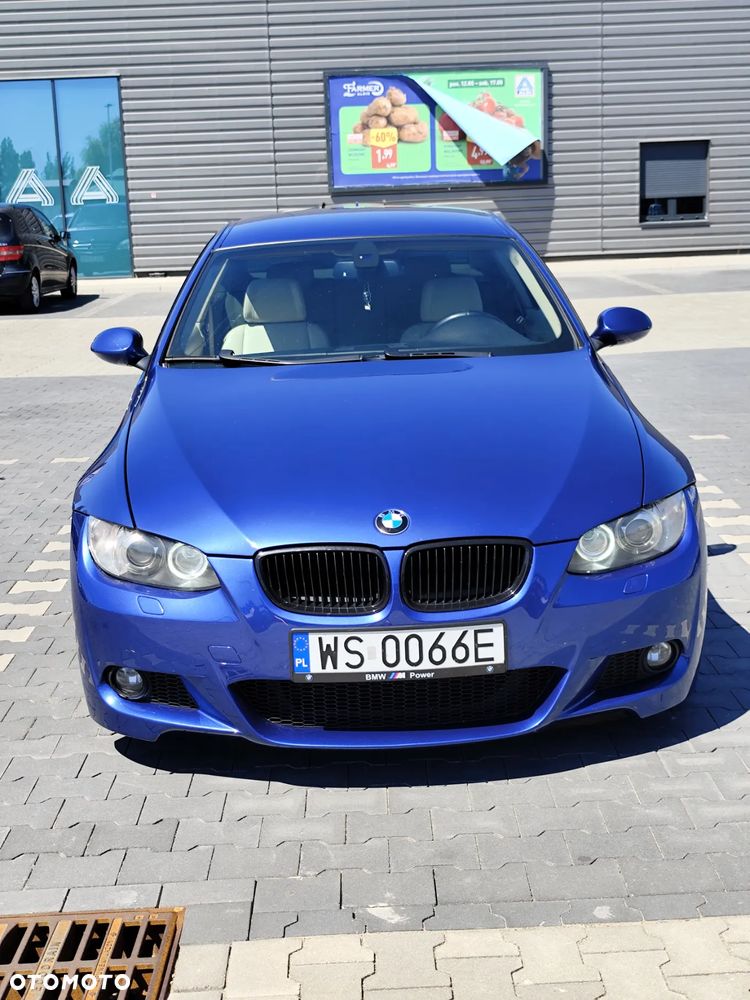BMW Seria 3 335i Coupe - 9