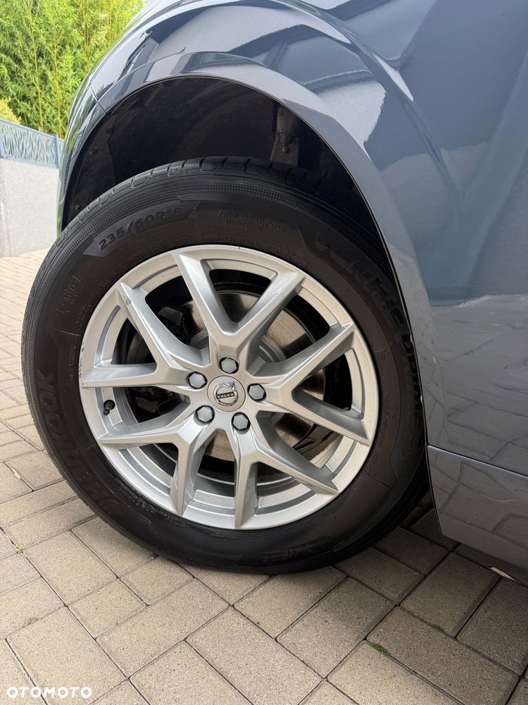 Volvo XC 60 D3 Momentum Pro - 19