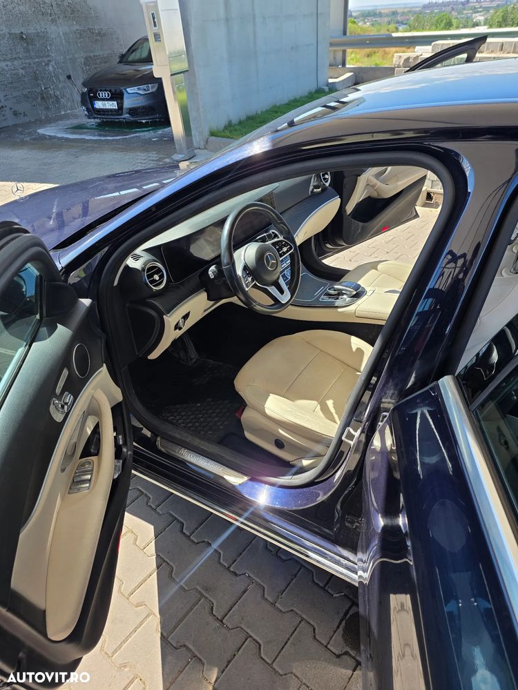 Mercedes-Benz E 220 d 4MATIC Aut. - 7