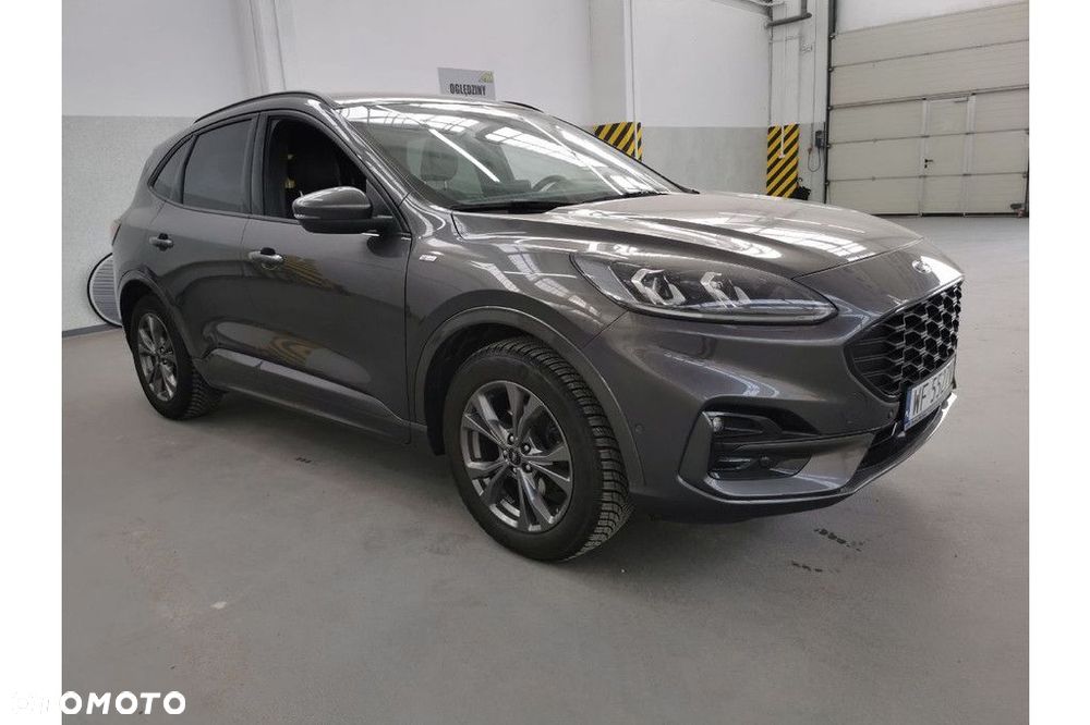 Ford Kuga - 10