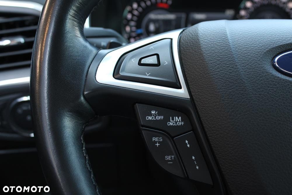 Ford S-Max - 18