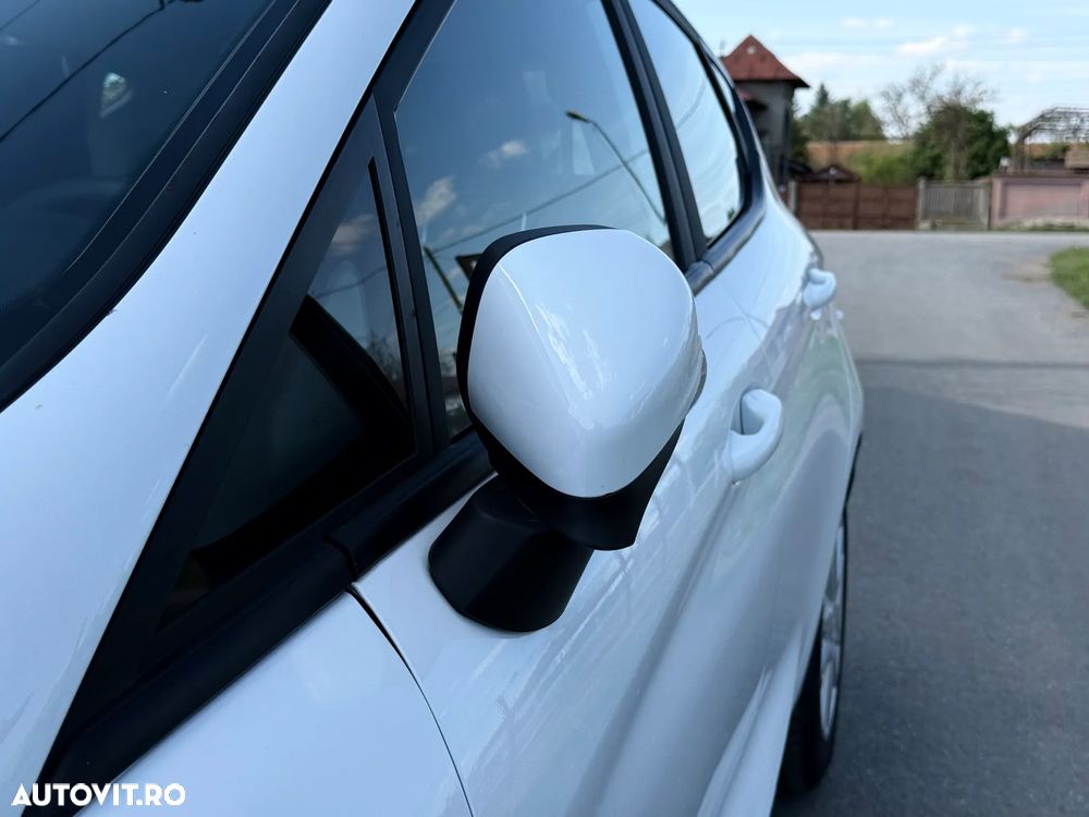 Ford Fiesta 1.1 S&S COOL&CONNECT - 27