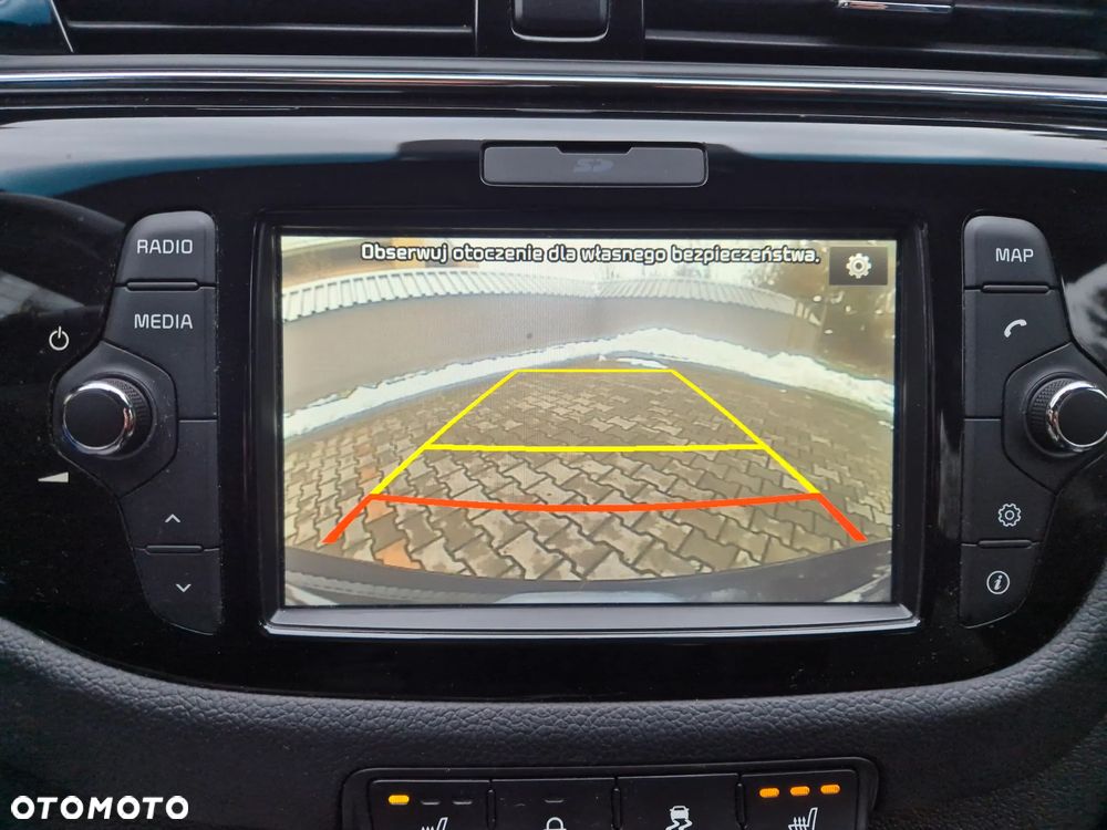 Kia Ceed 1.6 GDI ISG Platinum Edition - 16