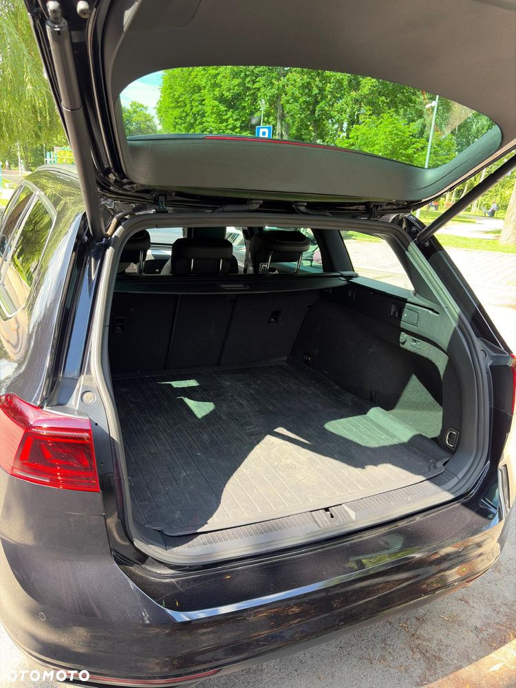 Volkswagen Passat 2.0 TDI EVO Business DSG - 17