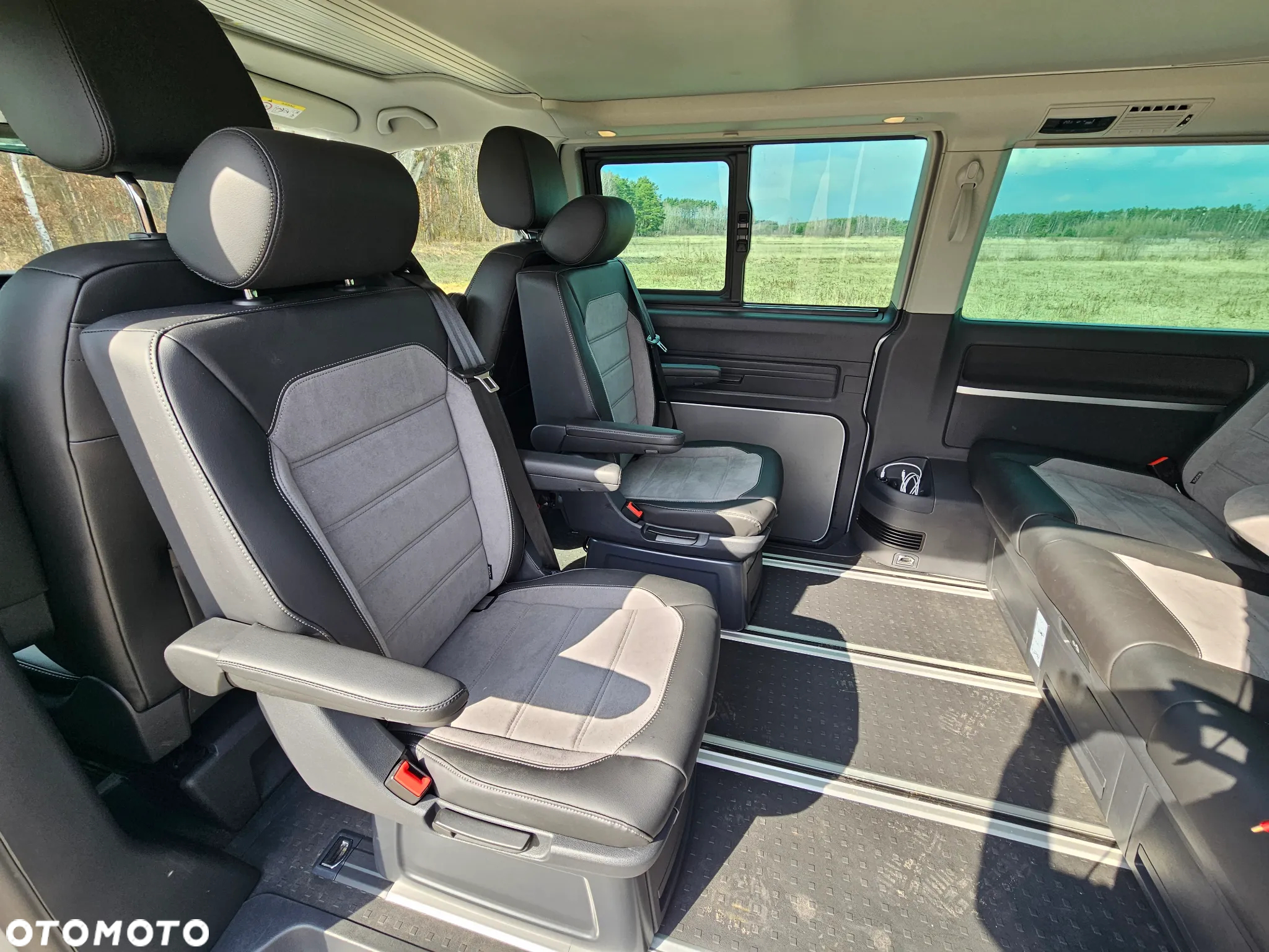 Volkswagen California - 19