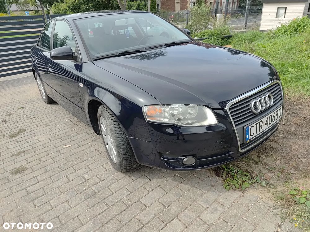 Audi A4 Limousine - 3
