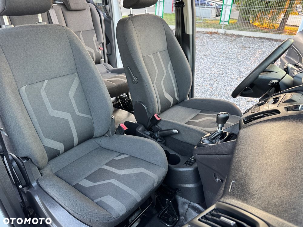 Ford Transit Connect - 30
