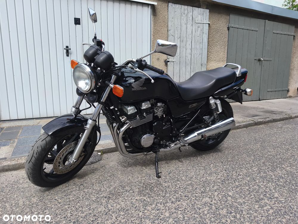 Honda CB - 10