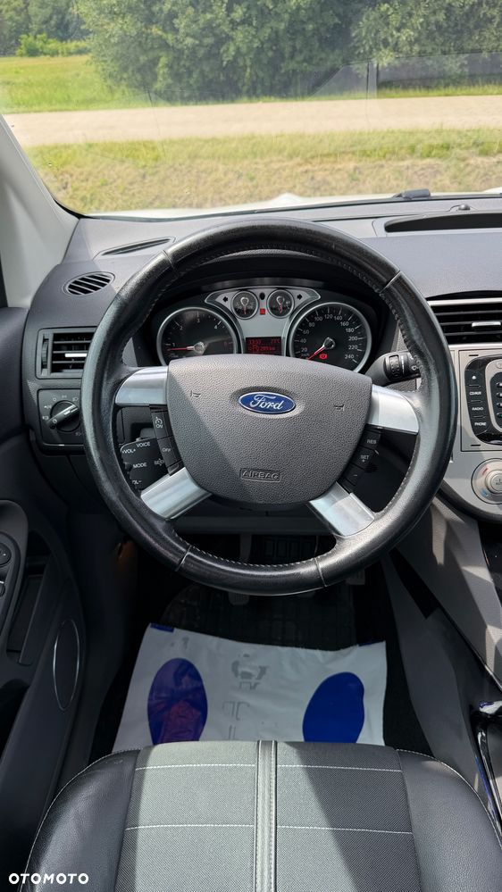Ford Kuga 2.0 TDCi 4x4 Individual - 29