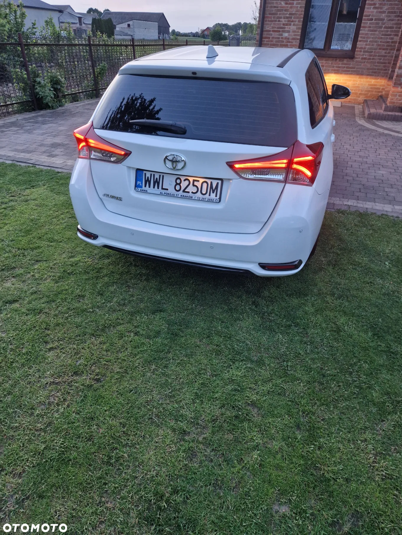 Toyota Auris 1.4 D-4D Active - 7
