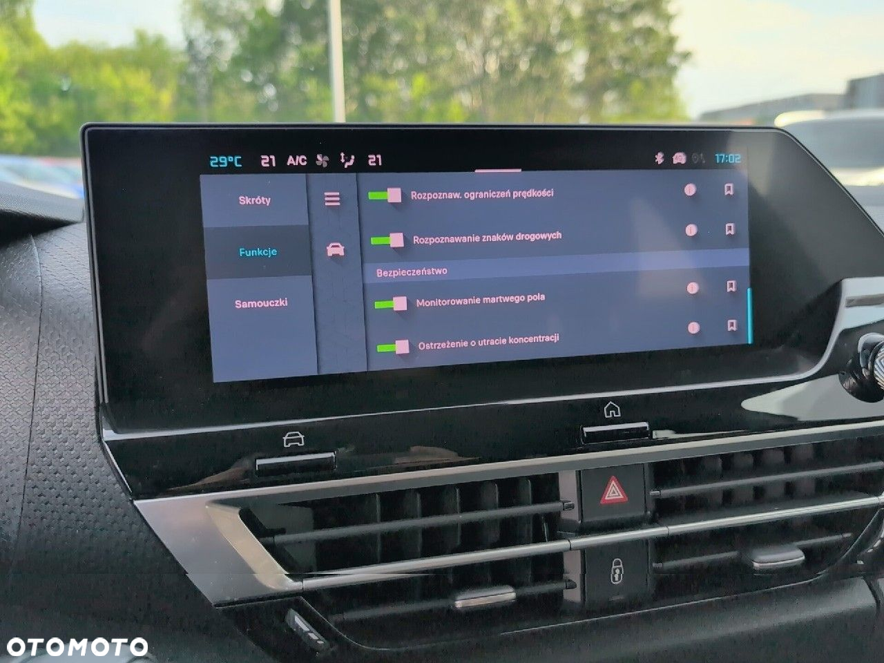 Citroën C4 1.2 PureTech Max S&S EAT8 - 23